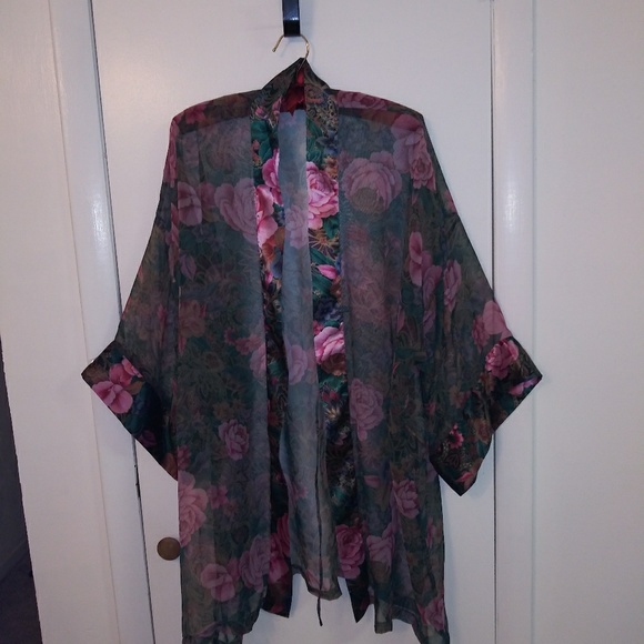 Victoria's Secret Other - Robe free with VS pajamas